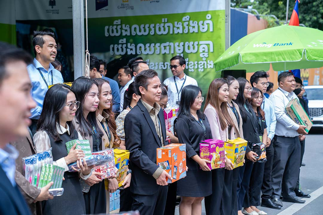 Wing Bank Raises More Aid for Displaced Families