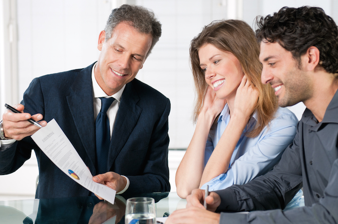 160727 b2b - article - insurance brokers instill trust and awareness