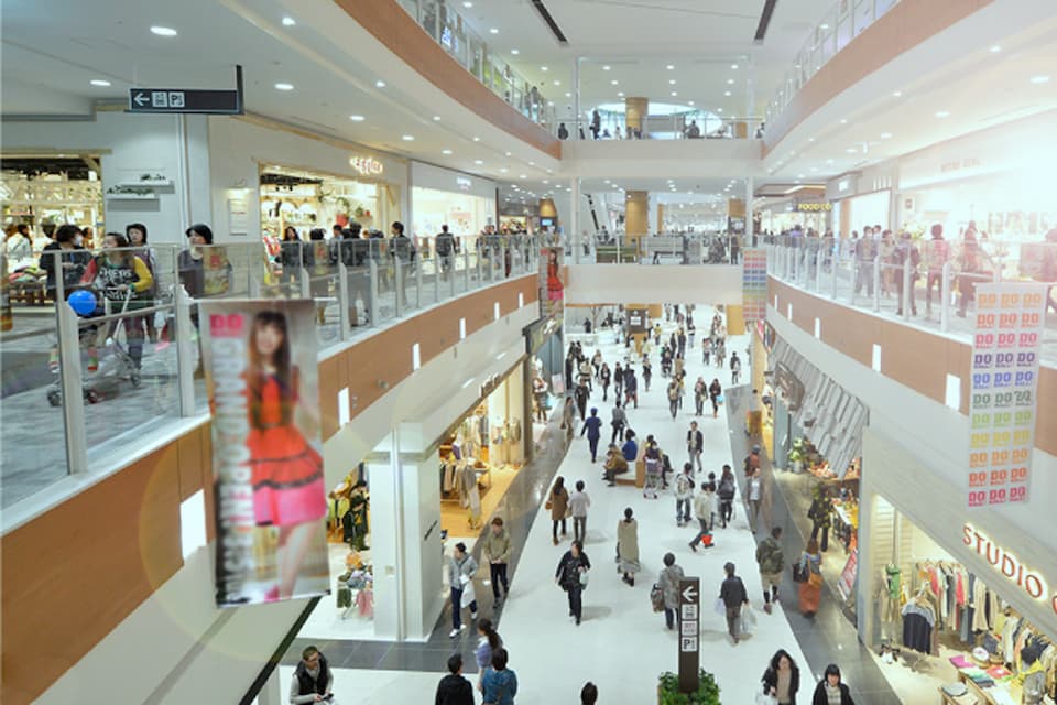 Shopping malls in Phnom Penh